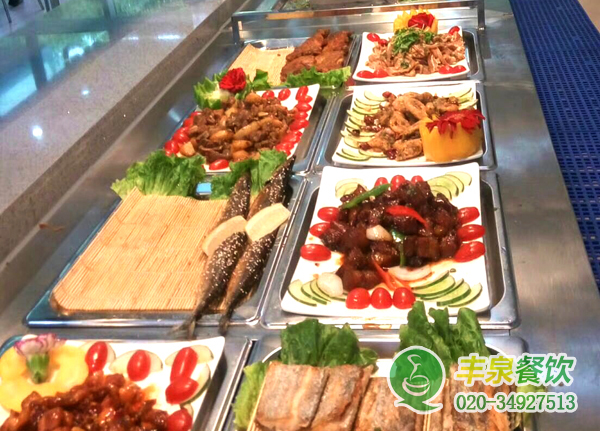 珠江新城白領吐槽吃飯難，餐飲承包公司幫你忙