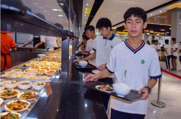 食堂承包公司對(duì)于企業(yè)的作用僅僅是省事而已嗎？